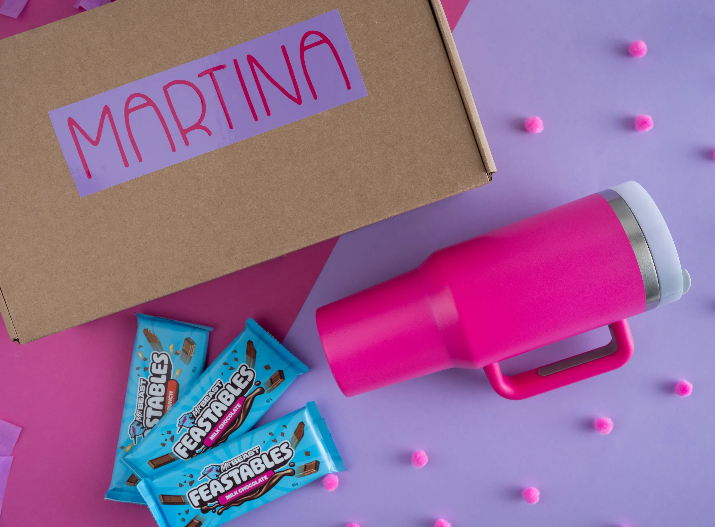 Caja de carton personalizada con termo y 3 feastables